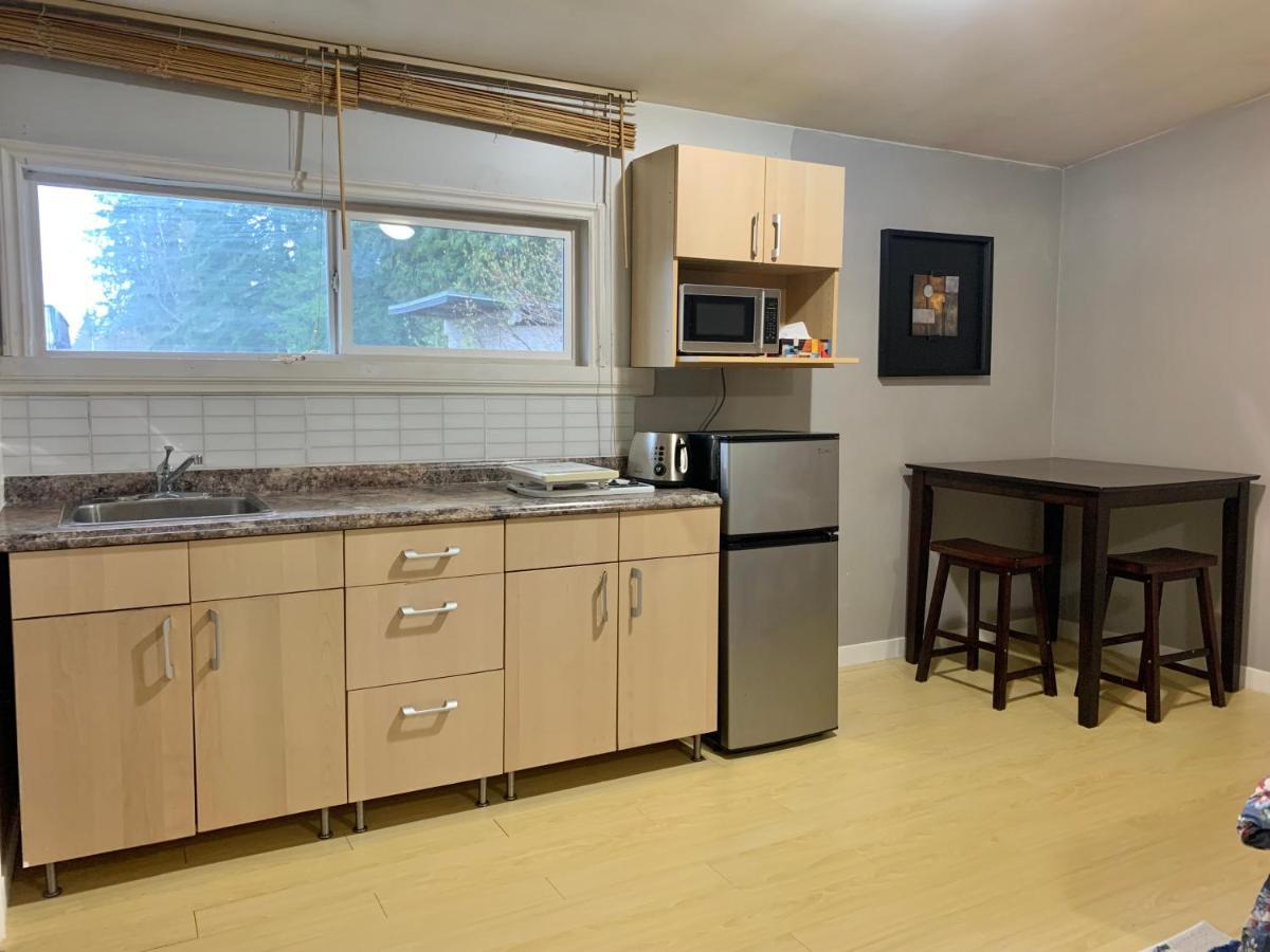 Whole Suite To Yourself At Coquitlam Centre! Port Coquitlam Exterior foto