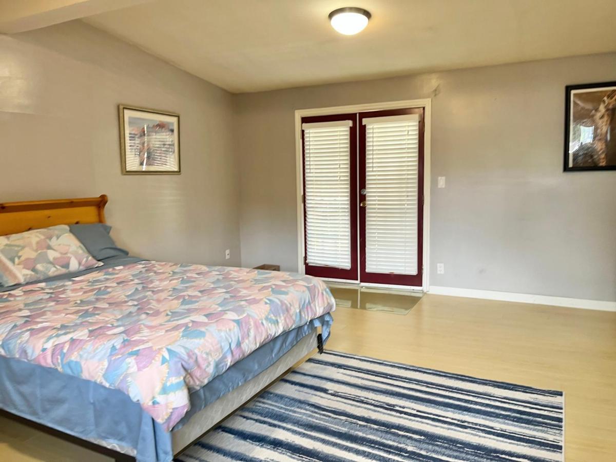 Whole Suite To Yourself At Coquitlam Centre! Port Coquitlam Exterior foto